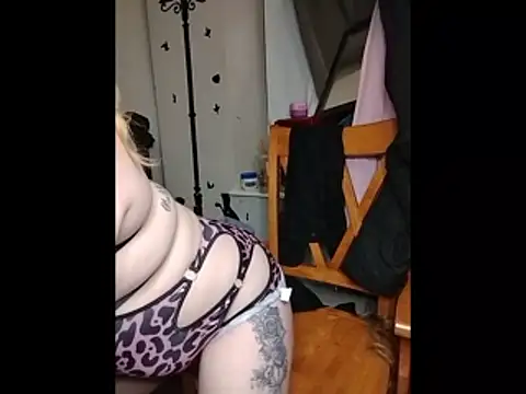 Snapshot of NastyNicole247 chatting on 01-14-26, 02:39 NastyNicole247 online show from 01-14-26, 02:39