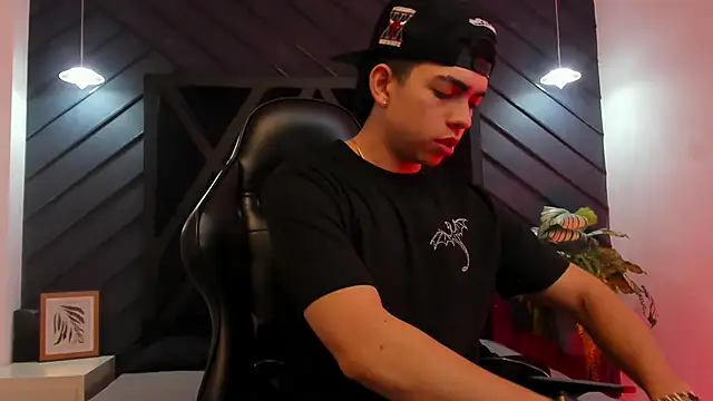 Eryonbradley online show from 01-19-26, 11:25