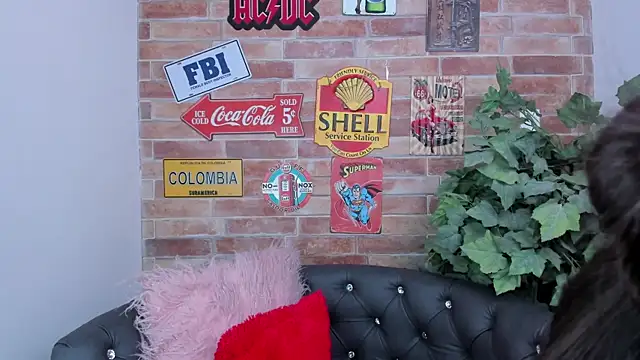 misss luxury online show from 11-25-25, 10:59