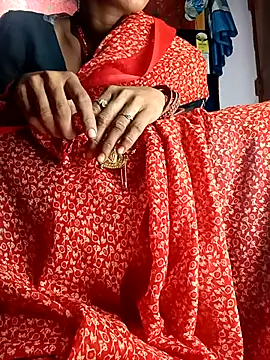 Snapshot of Sonam_pandeyji chatting on 10-22-25, 11:48 Sonam pandeyji online show from 10-22-25, 11:48