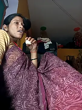 Snapshot of Sonam_pandeyji chatting on 11-01-25, 02:08 Sonam pandeyji online show from 11-01-25, 02:08