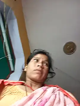 Snapshot of Sonam_pandeyji chatting on 11-12-25, 11:14 Sonam pandeyji online show from 11-12-25, 11:14