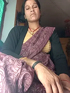 Snapshot of Sonam_pandeyji chatting on 12-17-25, 09:15 Sonam pandeyji online show from 12-17-25, 09:15