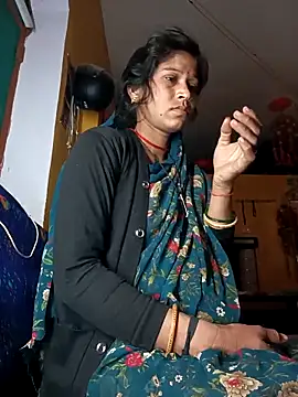 Snapshot of Sonam_pandeyji chatting on 12-20-25, 11:12 Sonam pandeyji online show from 12-20-25, 11:12