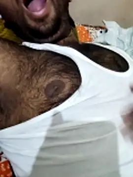 Snapshot of hairyboywithblackdick chatting on 05-18-26, 05:08 hairyboywithblackdick online show from 05-18-26, 05:08