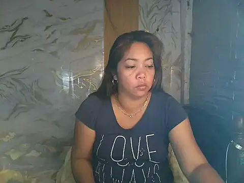 Snapshot of dimple_anne1 chatting on 04-12-26, 12:48 dimple anne1 online show from 04-12-26, 12:48