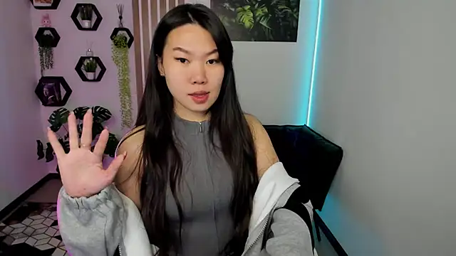 LunaPurrr online show from 02-09-26, 10:25