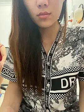 Snapshot of Linda-24 chatting on 09-14-25, 07:02 Linda-24 online show from 09-14-25, 07:02