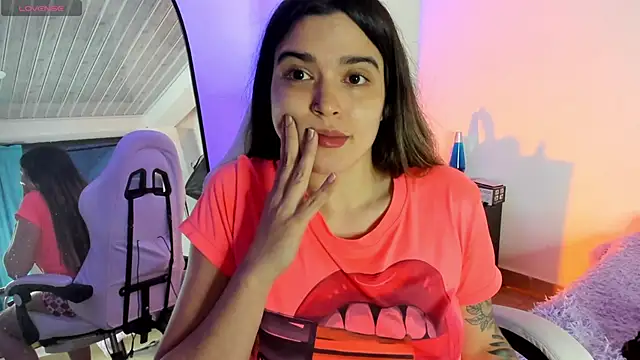 MiaVillalobos online show from 05-03-26, 08:31