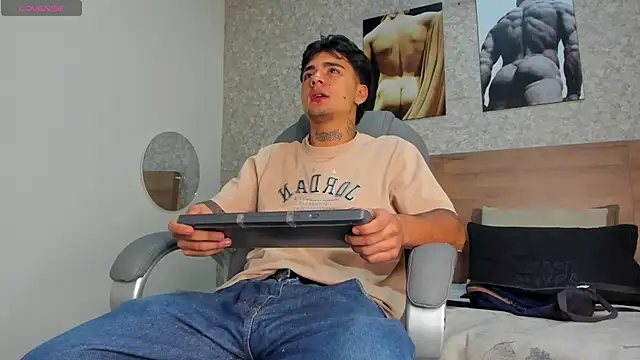 JamesDeker online show from 10-13-25, 10:10