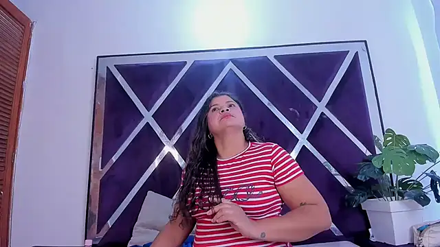 luzenaasm online show from 09-29-25, 04:17