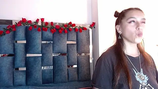 Snapshot of JulianaCarter chatting on 10-07-25, 05:32 JulianaCarter online show from 10-07-25, 05:32