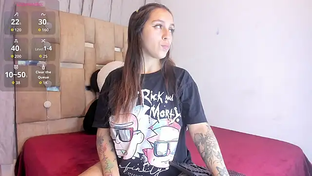 Snapshot of JulianaCarter chatting on 01-13-26, 07:52 JulianaCarter online show from 01-13-26, 07:52