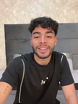 RaphaelDufort online show from 11-06-25, 12:11