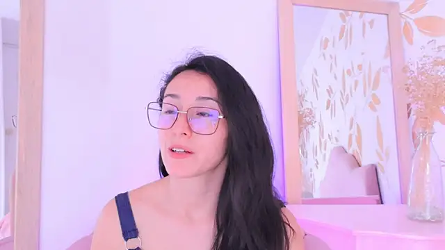 Ginevra esposito online show from 11-25-25, 01:11