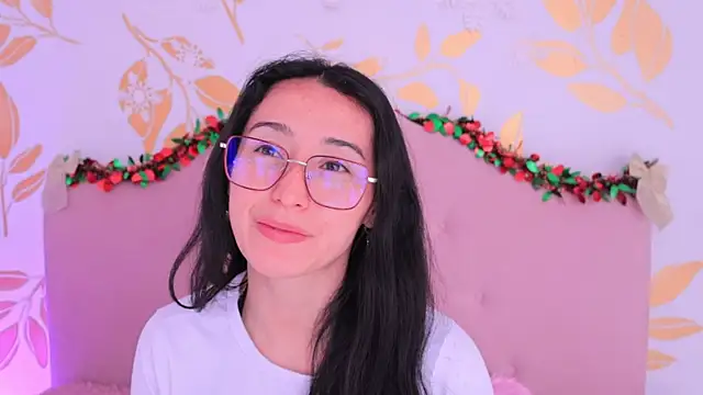 Ginevra esposito online show from 01-06-26, 12:53