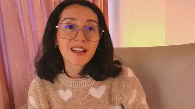 Ginevra esposito online show from 05-04-26, 01:07