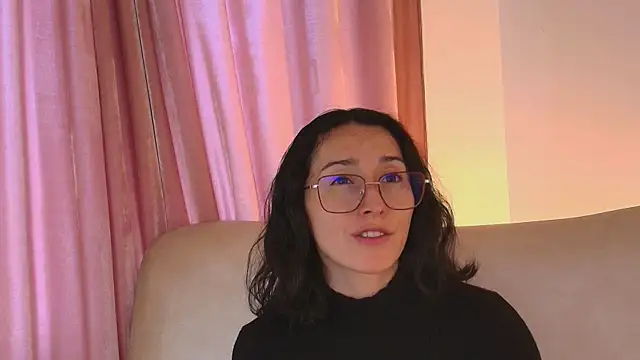 Ginevra esposito online show from 05-08-26, 12:32
