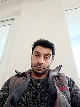 Snapshot of alex10alexx chatting on 03-25-26, 09:15 alex10alexx online show from 03-25-26, 09:15