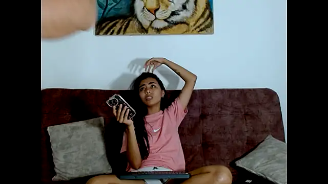 Wild RoomXxX online show from 09-18-25, 09:06