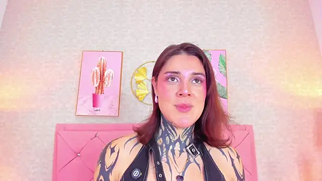 mystikdoll online show from 10-20-25, 12:05