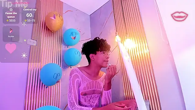 Snapshot of Ivone_Rose_ chatting on 11-09-25, 12:25 Ivone Rose online show from 11-09-25, 12:25