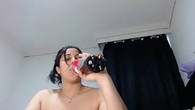 Electraweb 09 online show from 10-19-25, 10:21