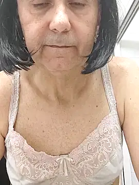 Snapshot of Emily_de_Carla chatting on 10-14-25, 06:36 Emily de Carla online show from 10-14-25, 06:36