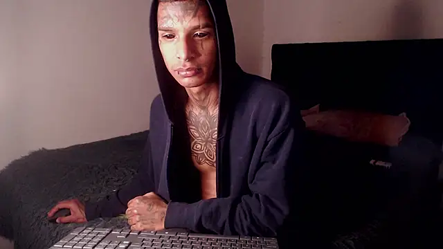 Snapshot of black_firex chatting on 09-21-25, 03:13 black firex online show from 09-21-25, 03:13