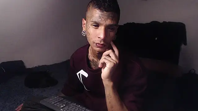 Snapshot of black_firex chatting on 10-03-25, 09:45 black firex online show from 10-03-25, 09:45