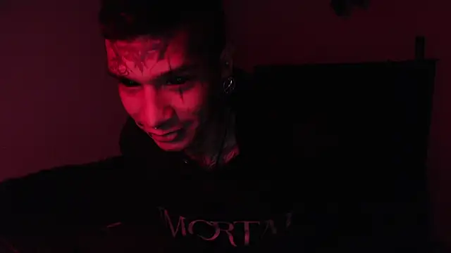 Snapshot of black_firex chatting on 10-08-25, 03:42 black firex online show from 10-08-25, 03:42