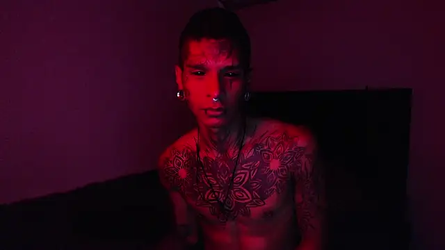 Snapshot of black_firex chatting on 10-09-25, 06:17 black firex online show from 10-09-25, 06:17