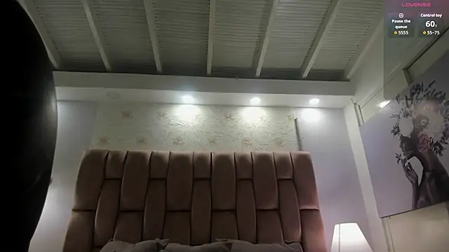 aishathornee online show from 11-27-25, 09:50