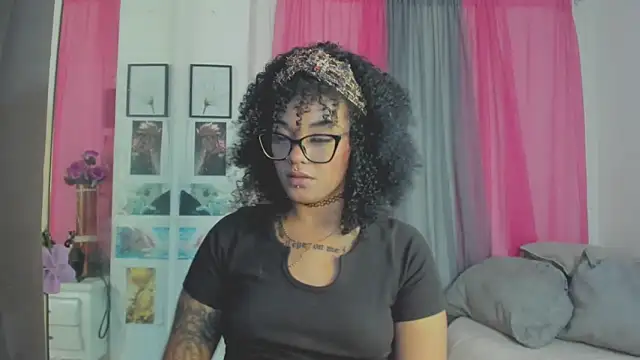 Darkflama1 online show from 10-04-25, 06:28