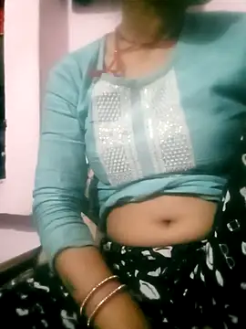 Hot-qwer online show from 04-01-26, 06:38