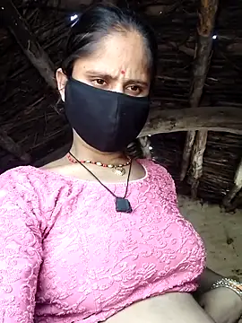 Hot-ilaiy online show from 09-20-25, 04:35