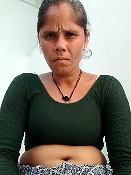 Hot-ilaiy online show from 12-23-25, 07:50