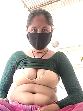 Hot-ilaiy online show from 01-11-26, 07:02