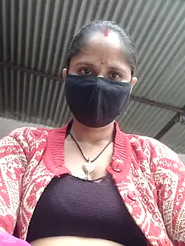 Hot-ilaiy online show from 02-02-26, 06:23