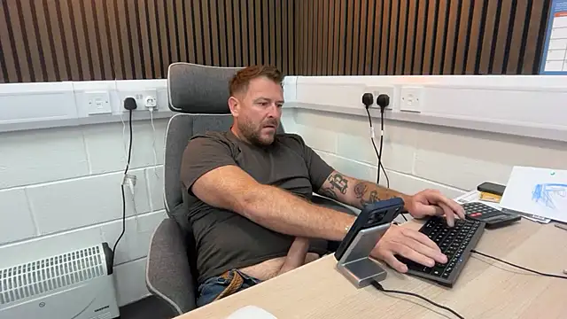 bilf1978 online show from 05-11-26, 08:53