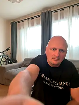 Attila120 online show from 11-04-25, 07:29