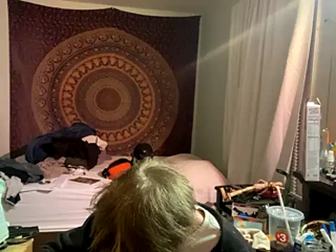 Snapshot of XanderOzzz chatting on 11-04-25, 10:58 XanderOzzz online show from 11-04-25, 10:58