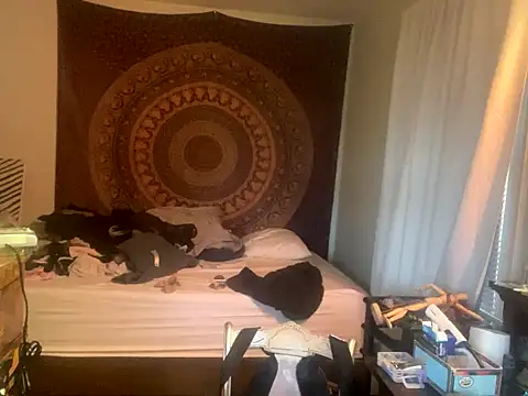 Snapshot of XanderOzzz chatting on 11-09-25, 01:42 XanderOzzz online show from 11-09-25, 01:42