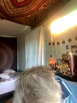 Snapshot of XanderOzzz chatting on 11-12-25, 05:35 XanderOzzz online show from 11-12-25, 05:35