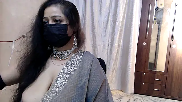sexy indianboobs online show from 05-01-26, 11:48