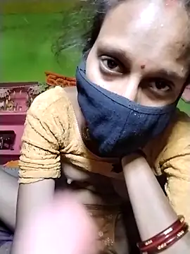 Snapshot of Punam_ji chatting on 03-19-26, 11:36 Punam ji online show from 03-19-26, 11:36