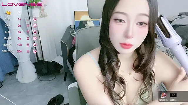 A SR 001 online show from 09-27-25, 01:05