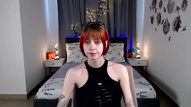 AveryLia online show from 09-11-25, 11:27