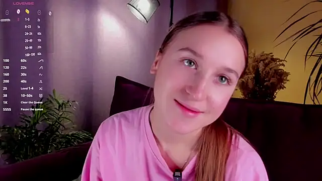 NanaMertins online show from 10-23-25, 01:05