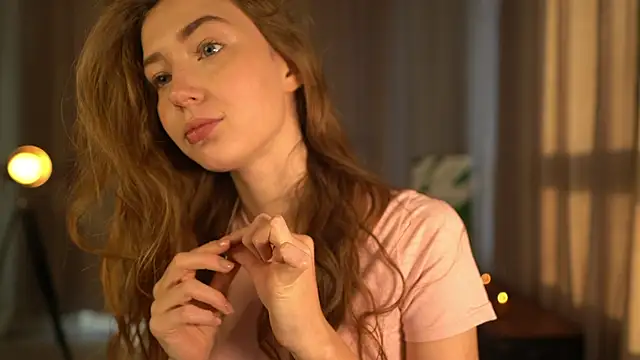 DeeannaBoera online show from 10-27-25, 04:16